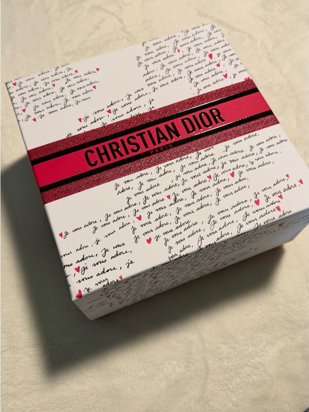 Christian Dior Valentine Gift Box in White & pink Limited Edition 2026